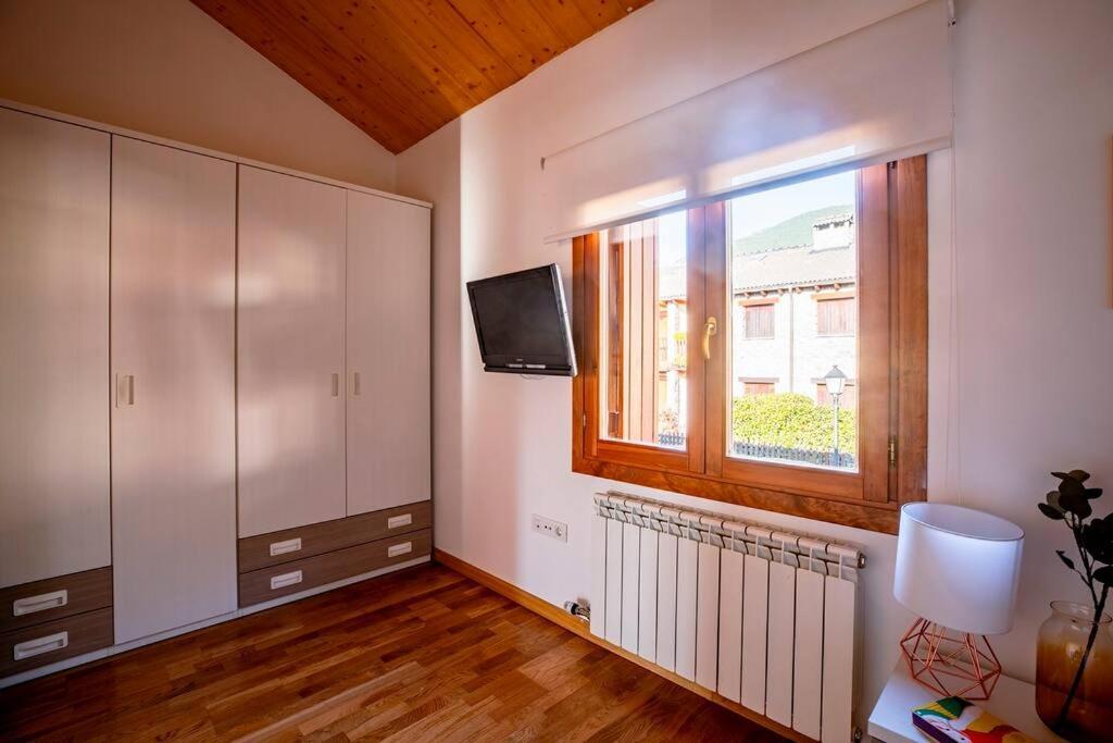 Apartament Casa Nieves Villanúa Zewnętrze zdjęcie